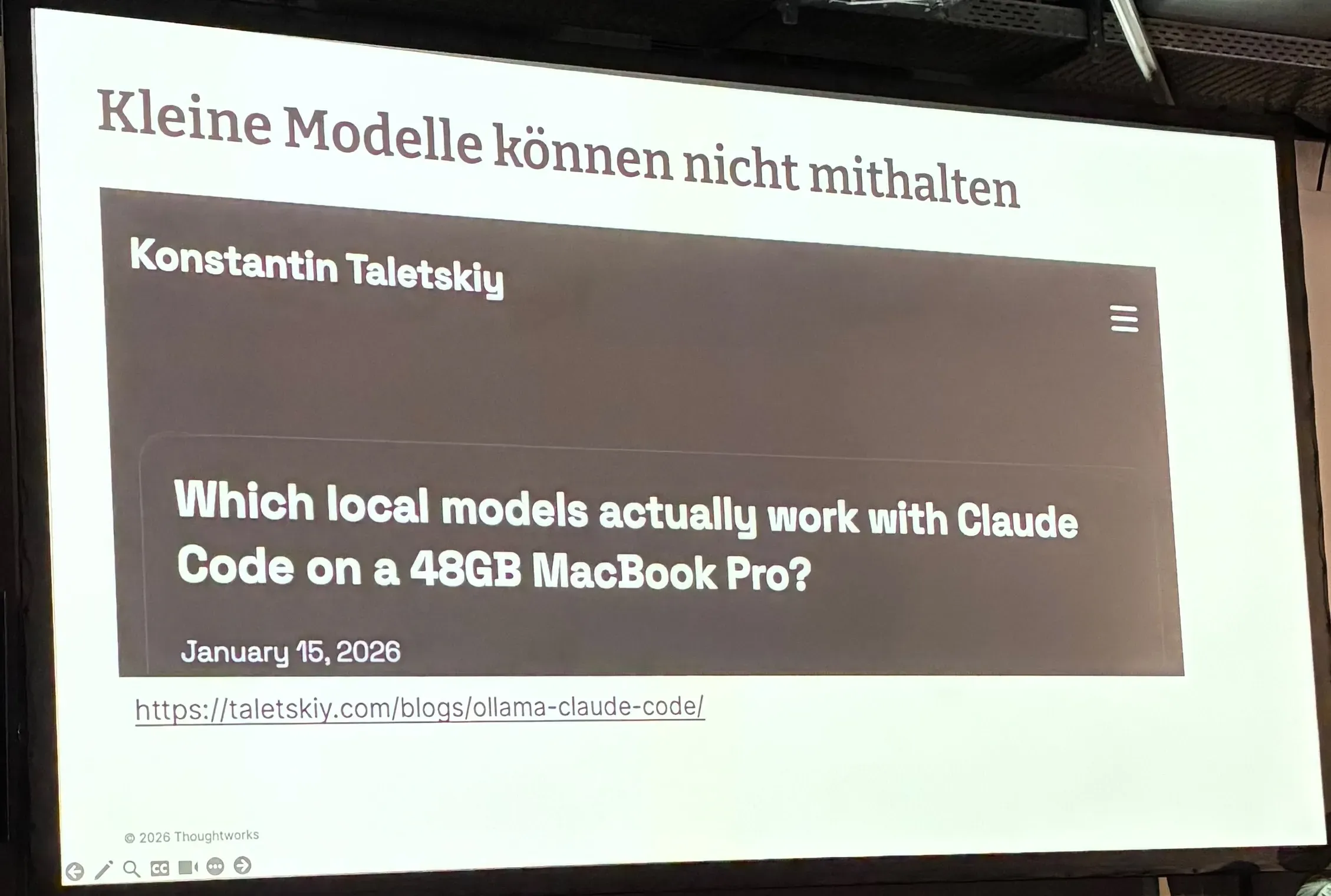 Vergleich: kleine, lokal betriebene Modelle sind deutlich langsamer als die großen